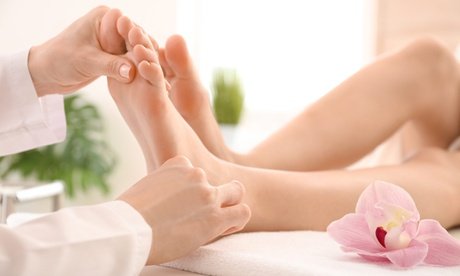 45 Min. Fußpflege „Exklusiv“ inkl. Fußbad und Peeling für 1 Person