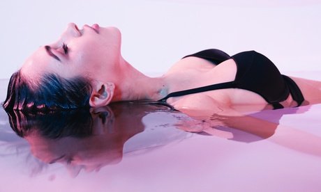 45 Min. Floating inkl. Getränk nach Wahl für 2 Personen (einlösbar Di.-Fr.)