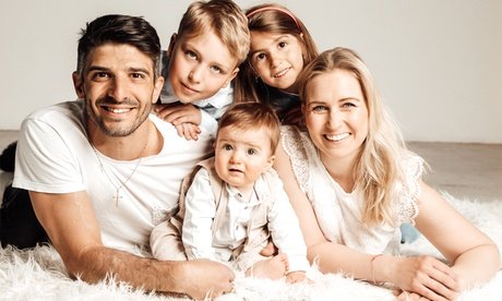 Basis-Fotoshooting: 2-in - Babybauch- & Neugeborenenfotografie