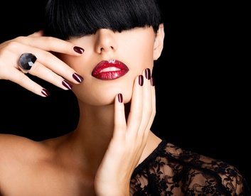 Thumbnail - 50 Min. SPA-Pediküre inkl. Fuß-Massage und Shellac (Farbe oder French)