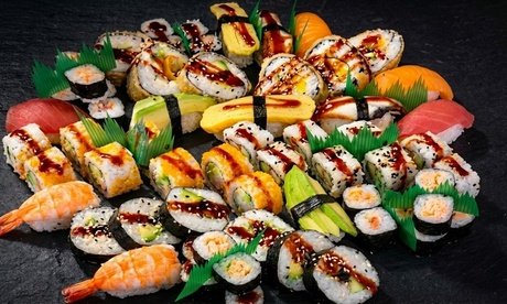 Für 1 Person: 19 Stk. Sushi-Kreation (Menü 4)