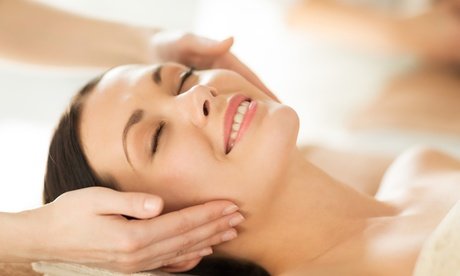 1 Gesichtsbehandlung mit Microneedling à 60 Min. für 1 Person