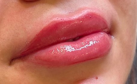 Lidstrich oben oder unten: Permanent Make-up inkl. Nachbehandlung