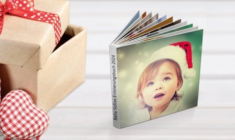 2x Layflat Taschenbuch in 9 5 x 9 5 cm mit 20 Seiten (zzgl. Versand)