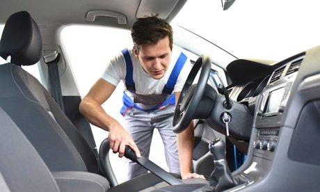 Basic Innen- & Außenreinigung für 1 PKW