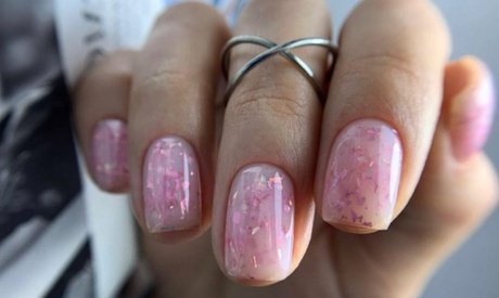 60 Min. Kosmetische Fußpflege inkl. Lack