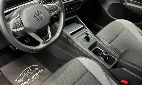 Deluxepaket: PKW Innen- und Außenreinigung mit Keramikversiegelung