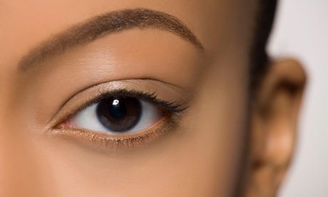 Ober- oder Unterlider: Plasma Lift für die Augenlider