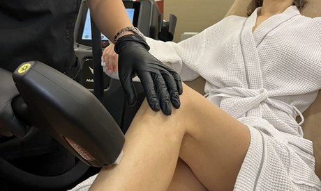 3 Behandlungen an 1 großen Zone nach Wahl: Diodenlaser Haarentfernung