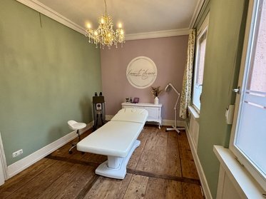 5x an einer kleinen Zone nach Wahl: DPL+ / BBL-Technologie (nur für Frauen)