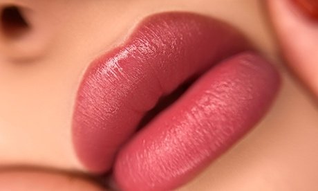 Velvetlips (1 Erstbehandlung): Permanent Make-Up für 1 Person