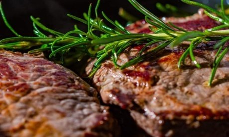 Für 4 Personen: Exklusives 3-Gänge-Menü mit argentinischem Rib-Eye Steak