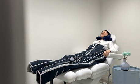 1x Lymph-Massage inkl. Anzug Einweisung & Willkommensgetränk