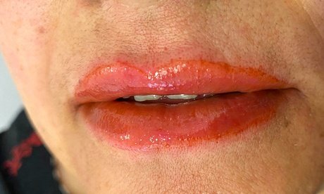 Augenbrauen: Permanent Make-up inkl. Nachbehandlung