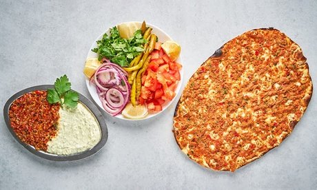 15x Lahmacun (türkische Pizza) mit Salatbeilage inkl. 1x Softgetränk zum Mitnehmen