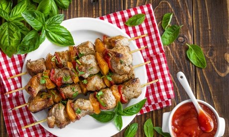 Für 4 Personen: Asiatisches All-You-Can-Eat mit Grillvergnügen am Tisch