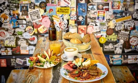 Für 2 Personen: Veganes Englisches Frühstück (einlösbar Mo. - Fr.)