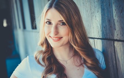 120 Min. Premium-Fotoshooting inkl. Make-up und Styling für 1 Person