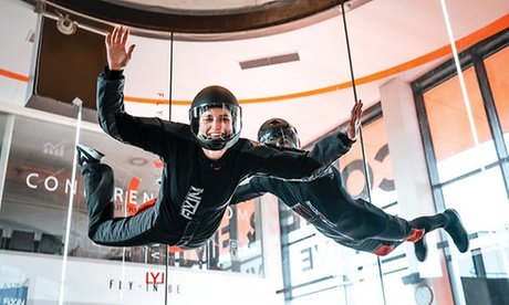 Für 1 Erwachsenen: 3er Flug-Paket inkl. Helm und Getränk