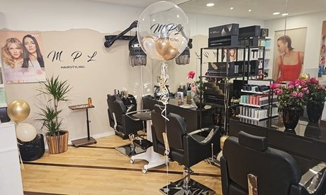 Waschen Schneiden & Föhnen für alle Haarlängen (für Damen)