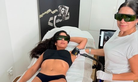 An 1 kleine Zone nach Wahl: 3 Behandlung mit Diodenlaser von Alma Soprano ICE Platinum zur Haarentfernung für 1 Person