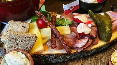 Brett´l Jause im Restaurant Almrausch für 4 Personen (Mo.-Do. einlösbar)