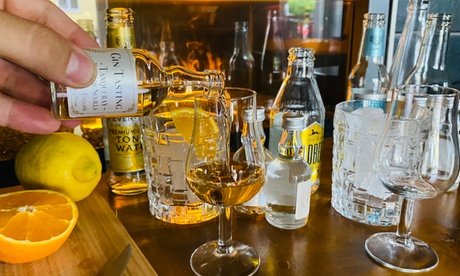 Für 2 Personen: 2 Std. Gin Tasting (einlösbar ab 18 Jahren)