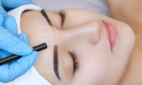 Microblading für die Augenbrauen inkl. Nachbehandlung nach 3-4 Wochen