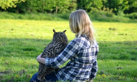 1 Stunde VIP-Eulenzeit mit Begleitung für 1 Person