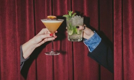 Für 1 Person: SWEET Samstags Cocktail Special: Cocktail Flat inkl. Eintritt (einlösbar Sa. von 23 - 00:00 Uhr)