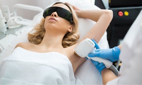 3x an mittlerer/ großer Zone nach Wahl: Laser-Haarentfernung