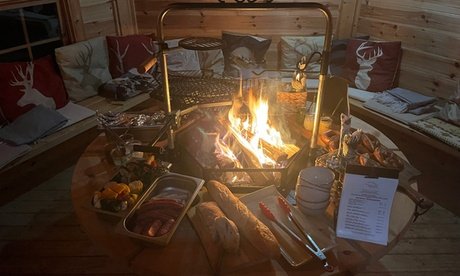 Grillkota mieten mit BBQ-Buffet für bis zu 10 Personen