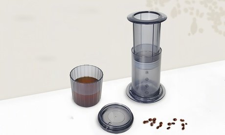 Tragbarer manueller Kaffeefilter inkl. Tasse