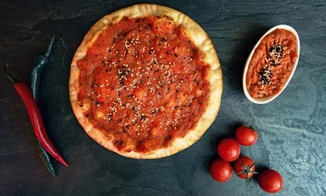 Für 3 Personen: 3x Pizza nach Wahl (Ø 28 cm) + 3x Getränk 0 5l