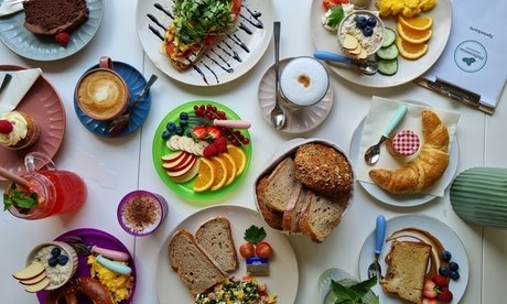 Für 4 Personen: Frühstücks-Etagere (einlösbar Di. - Fr. von 09:30- 12 Uhr)