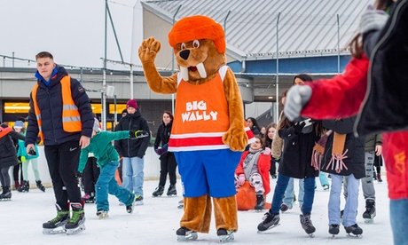 Für 1 Person: Tageskarte Eislaufen in der Eisbahn Lankwitz inkl. Leihschuhen