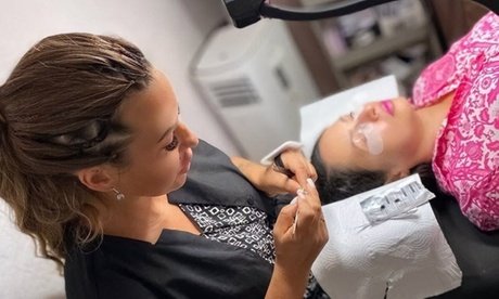 Wimpernverlängerung mit der 3D-4D-Volumentechnik inkl. Auffüllen