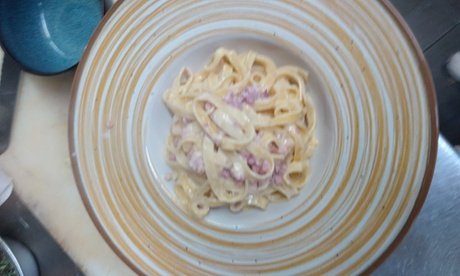 Für 4 Personen: Antipasti-Platte & Pizza oder Pasta nach Wahl