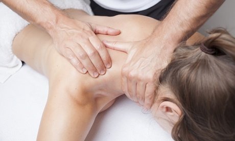 60 Min. klassische Ganzkörper-Massage inkl. Yoga-therapeutische Vorübungen