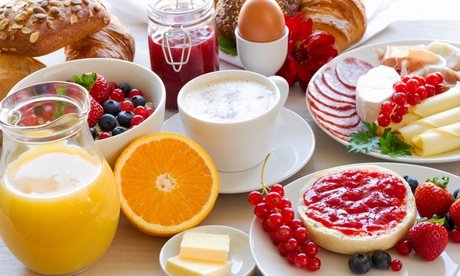 Für 4 Personen: Gourmet-Frühstück inkl. Getränke