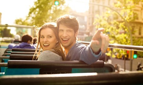 Für 2 Personen: Hop-on Hop-off Stadtrundfahrt Express Tour in Frankfurt