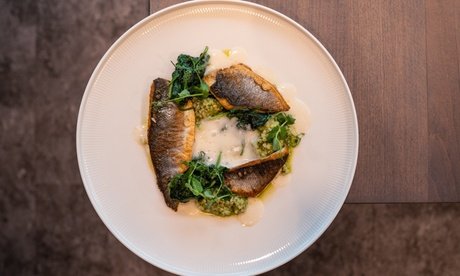 Für 4 Personen: 3-Gänge-Deluxe-Menü