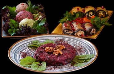 Für 2 Personen: Georgisches Menü nach Wahl