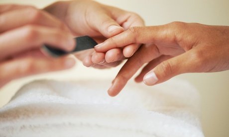 Maniküre inkl. Paraffinbad mit Handreflex-Massage