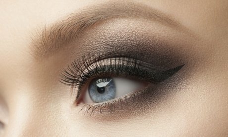 Wimpern-Lifting und Augenbrauenkorrektur inkl. Färben der Wimpern und Augenbrauen