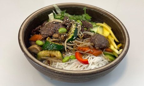 Für 1 Person: Vietnamesisches 3-Gänge-Menü à la carte