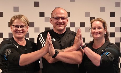 8x 20 Min. EMS-Training inkl. Komfort-Service mit frischer EMS-Trainingsbekleidung Handtuch & Wasser zu jedem Training