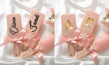 2x personalisierbare Haarbürste mit Namen im Design nach Wahl (zzgl. Versandkosten)