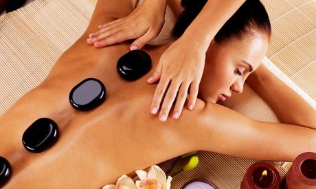 Kennenlern-Option: 45 Min. Hot-Stone-Massage für 1 Person
