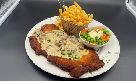 Für 4 Personen: 2-Gänge-Schnitzel-Menü